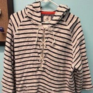 Sperry pullover